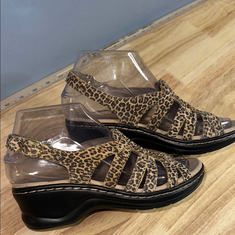 Clarks Ultimate Collection Leopard Print Women's … - image 3
